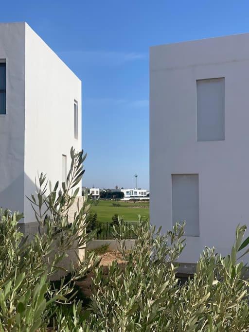 Luxurious Golf & Sea View Beach Apartment With Pool Access - Tamourrit, Taghazout Bay ภายนอก รูปภาพ